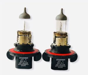 Coachmen Leprechaun Replacement Low Beam Headlight Bulbs Pair (Left & Right)