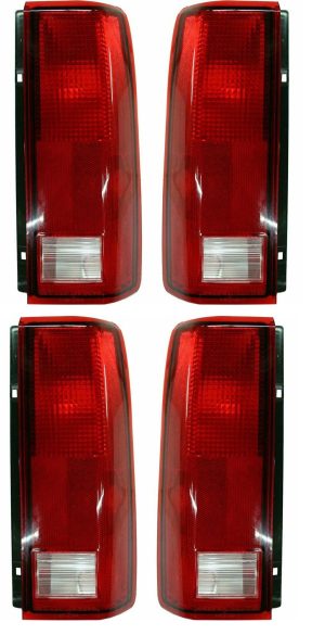 Fleetwood American Tradition Replacement Upper & Lower Rear Lights Tail Lamps 4 Piece Set (Left & Right)