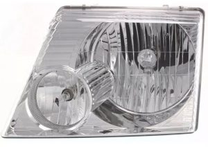 Four Winds Mandalay Replacement Headlight Assembly Left (Driver)