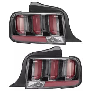 Newmar Mountain Aire (41ft / 45ft) Black LED Tail Light Assemblies Pair (Left & Right)