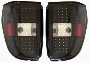 Newmar London Aire Replacement Lower Taillights Assembly Pair (Left & Right)