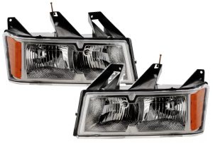 Four Winds Hurricane Replacement Headlight Assembly Pair (Left & Right)
